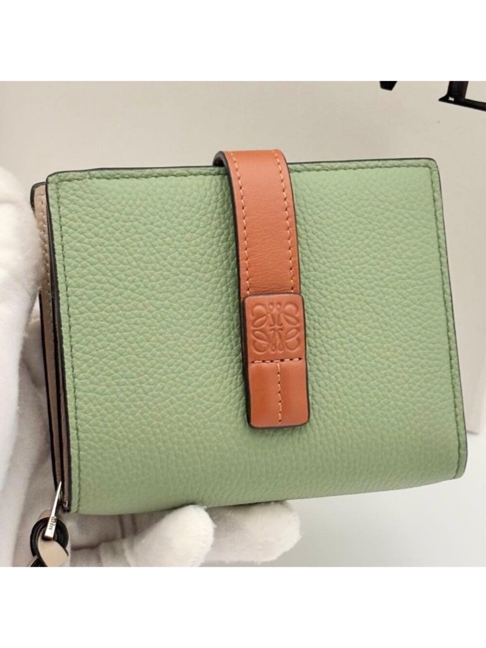 Loewe Wallet Compact Zip Anagram Green